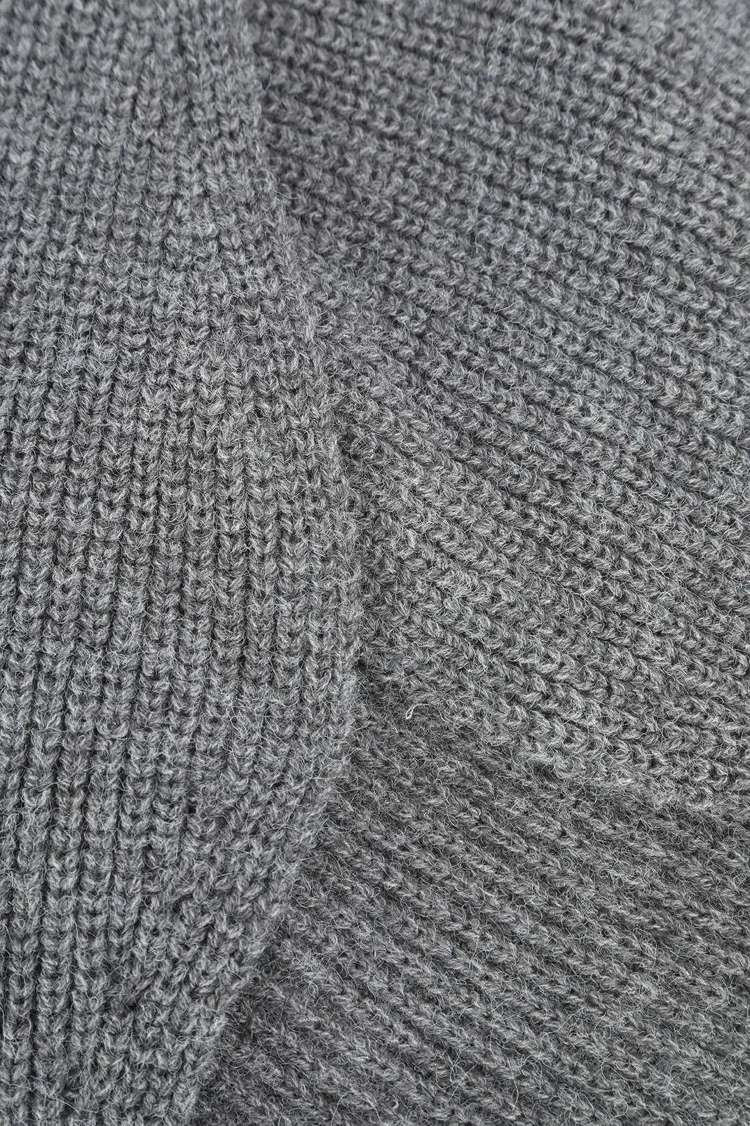 Arzella – Batwing design – Turtleneck sweater