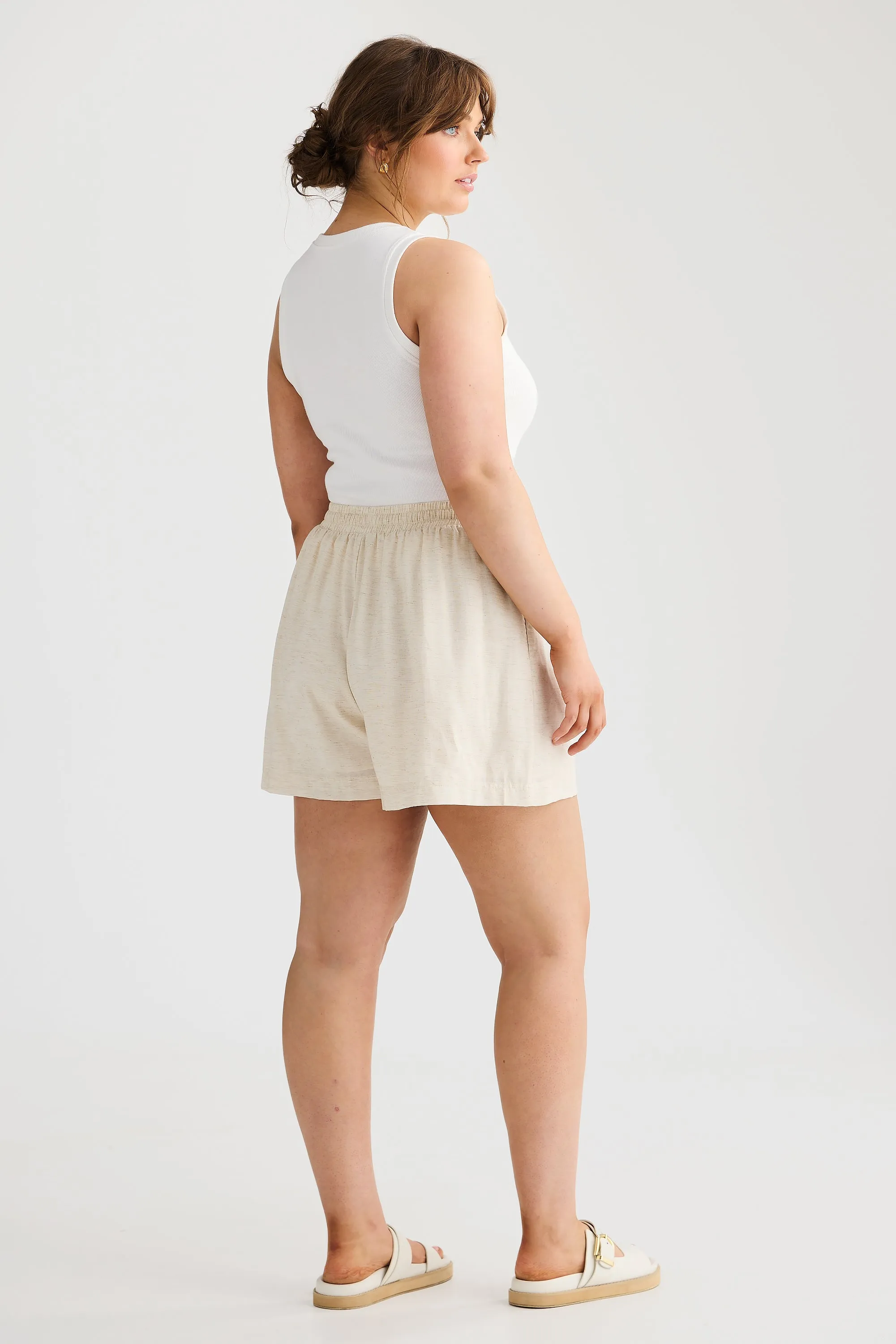 Core Relaxed Short - Natural