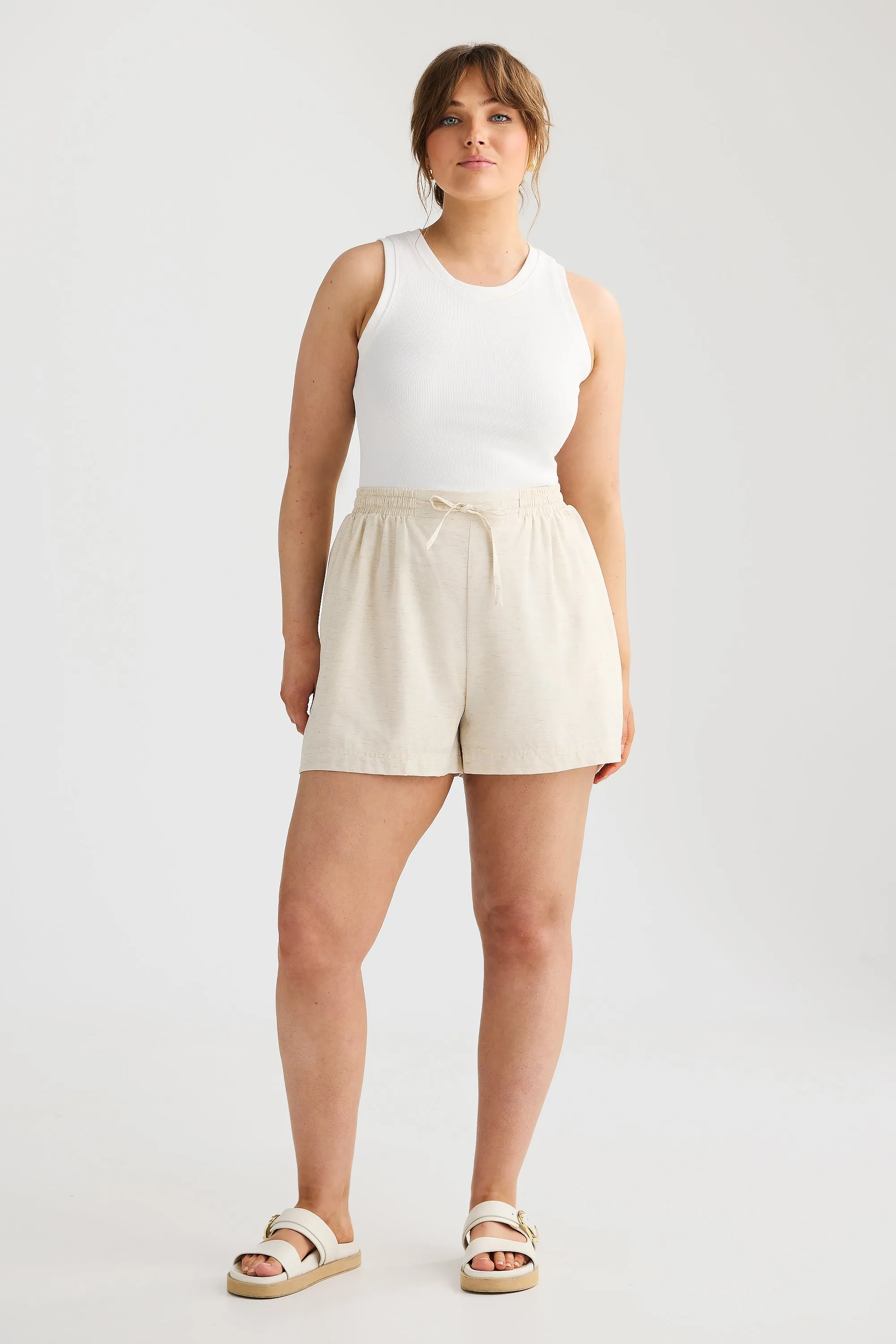 Core Relaxed Short - Natural
