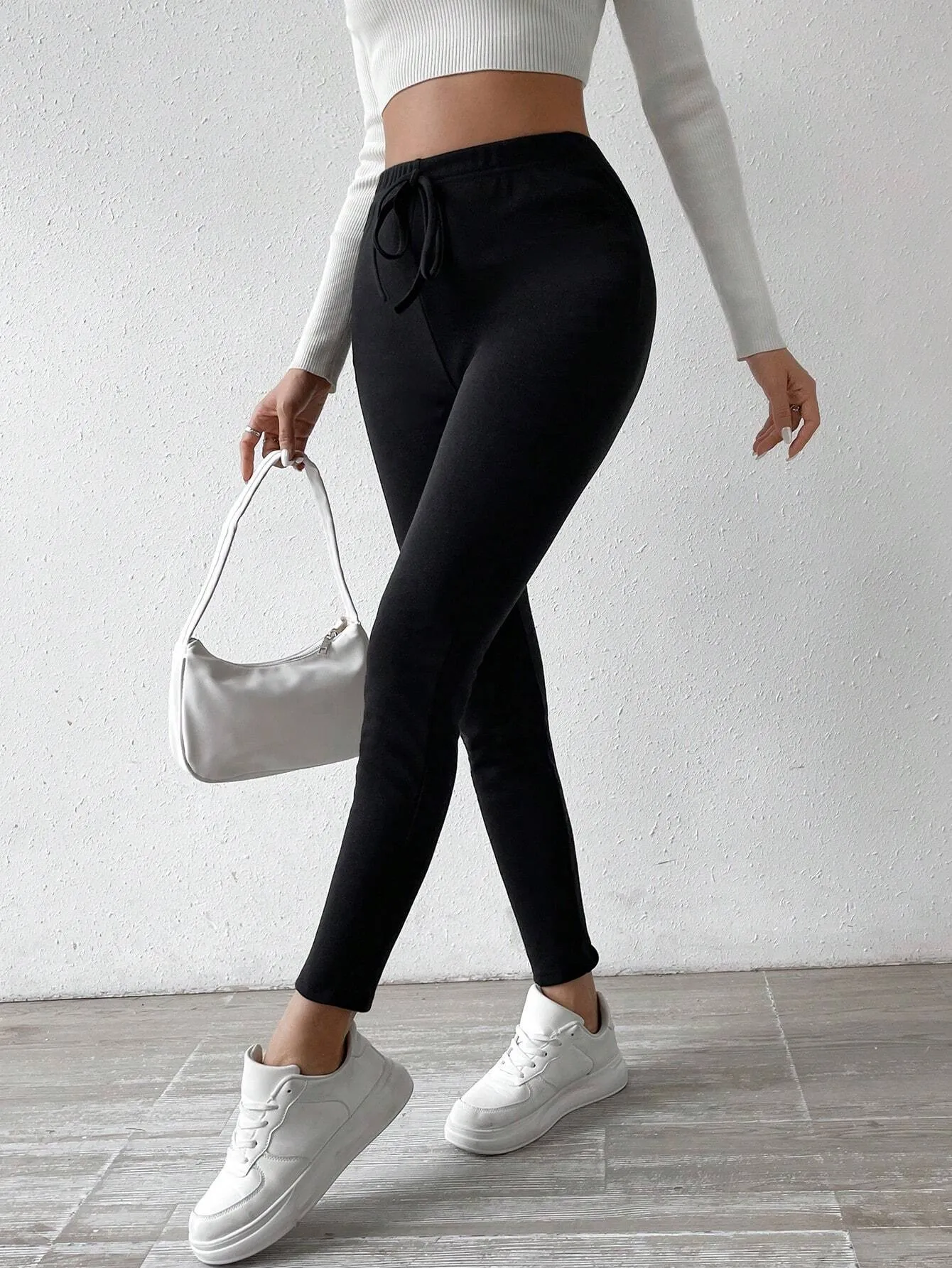 Women Knotted Waist Warm Lined Leggings